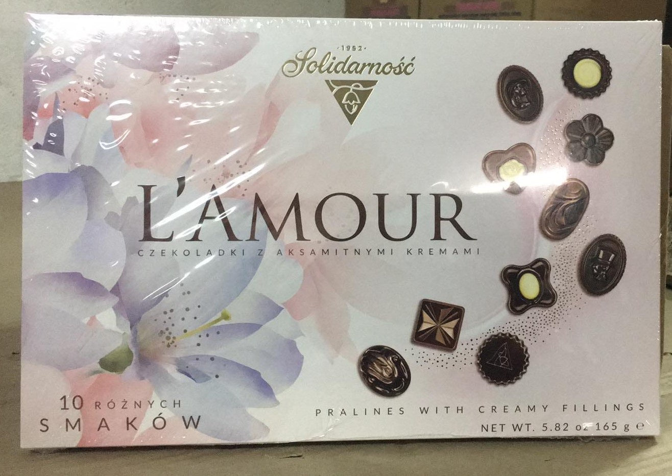 L'AMOUR Pralines w/ Creamy Filling