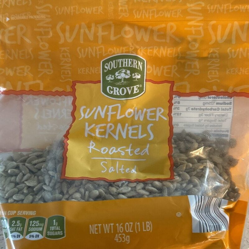 SOUTHERN GROVE Sunflower Kernels Roasted Salted 16oz