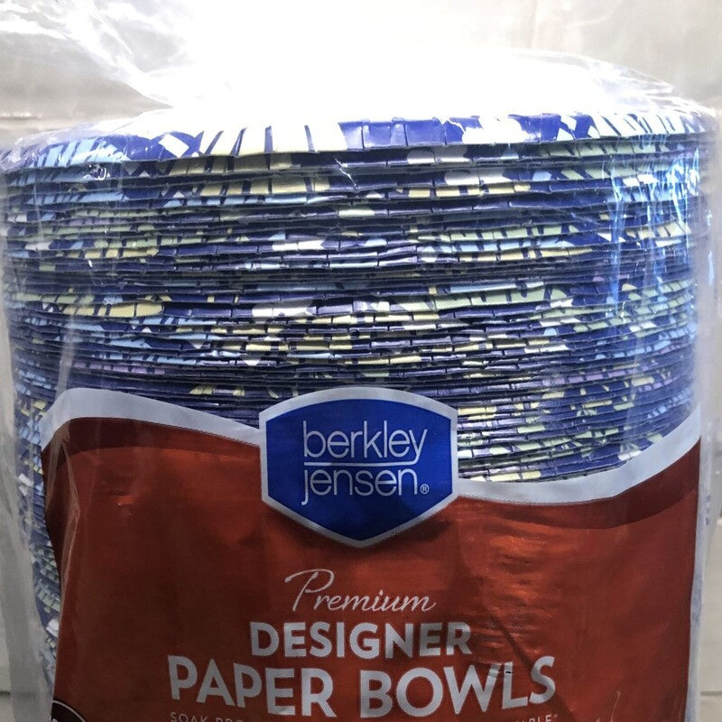 BERKLEY JENSEN Paper Bowls 40 count